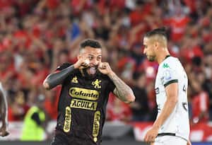 Así festejó Duván Vergara el gol para el América, con el que abrió el partido de ida de los cuartos de final de la Copa Betplay, ante Deportivo Cali.