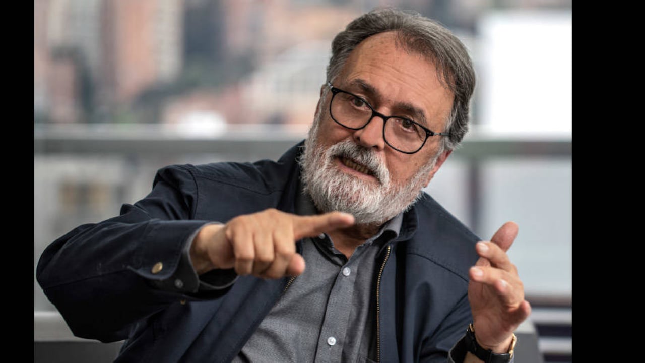 “Permitir que cada gobierno imponga una versión oficial sobre la guerra, sería aproximarnos muy peligrosamente a una visión totalitaria de la memoria”