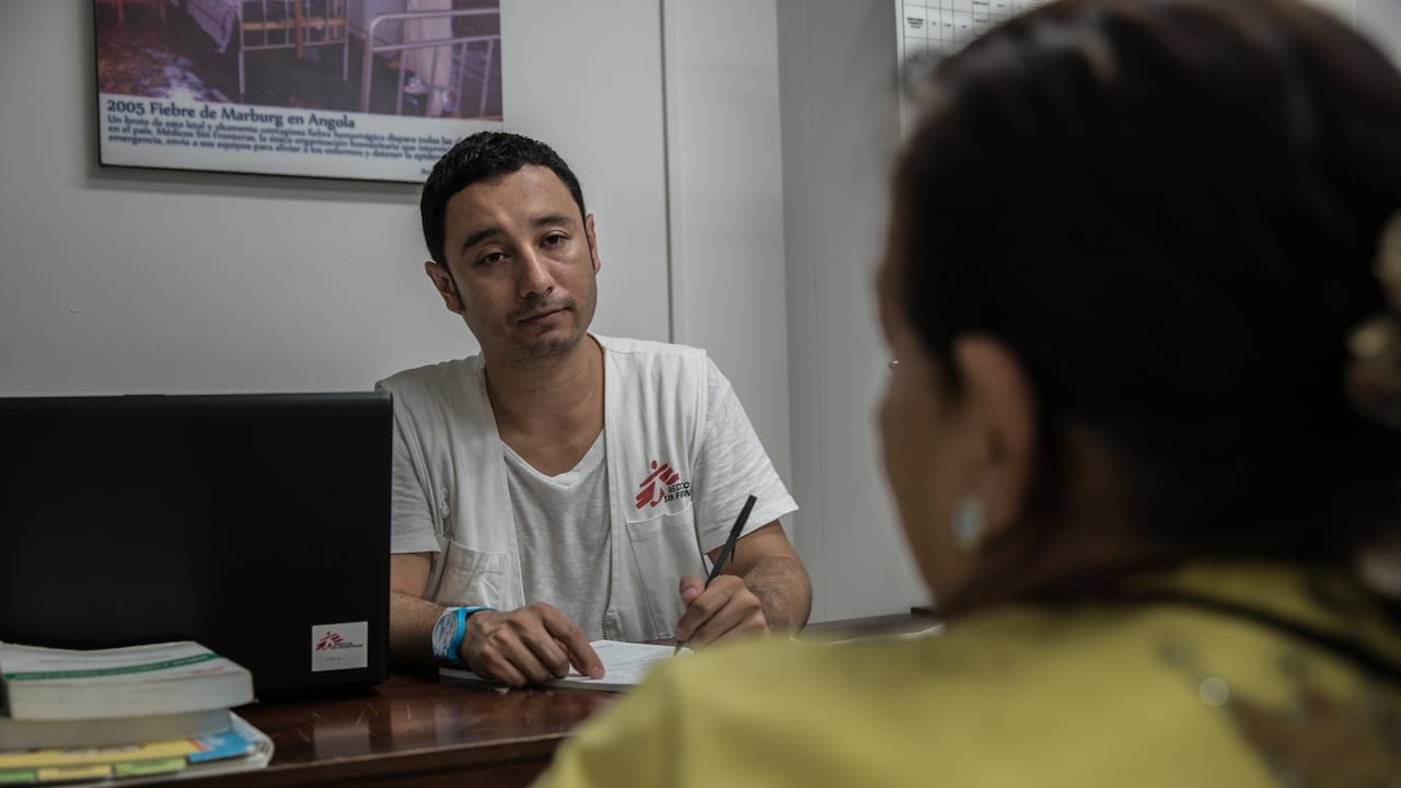 Un estudio del Instituto Guttmacher de 2010 estimó que cada año 132.000 mujeres sufren complicaciones debido a abortos clandestinos.