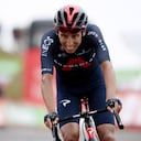 ESPINOSA DE LOS MONTEROS, ESPAÑA - 16 DE AGOSTO: Egan Arley Bernal Gómez de Colombia y Granaderos del equipo INEOS cruzan la línea de meta en la 76a Vuelta a España 2021, Etapa 3 una etapa de 202,8km desde Santo Domingo de Silos a Espinosa de los Monteros - Picón Blanco 1485m / @lavuelta / # LaVuelta21 / #CapitalMundialdelCiclismo / el 16 de agosto de 2021 en Espinosa de los Monteros, España. (Foto de Stuart Franklin / Getty Images)