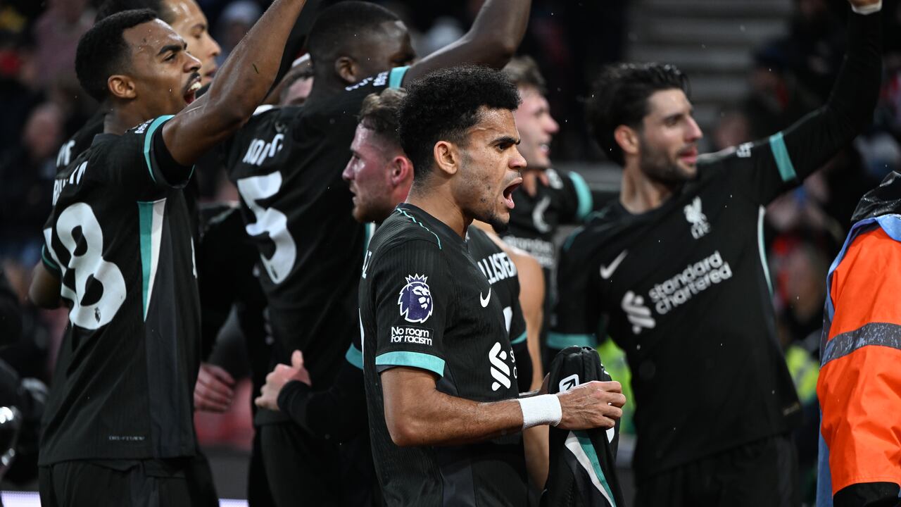De visita ante Southampton, Lucho Díaz y compañía celebraron con Liverpool.