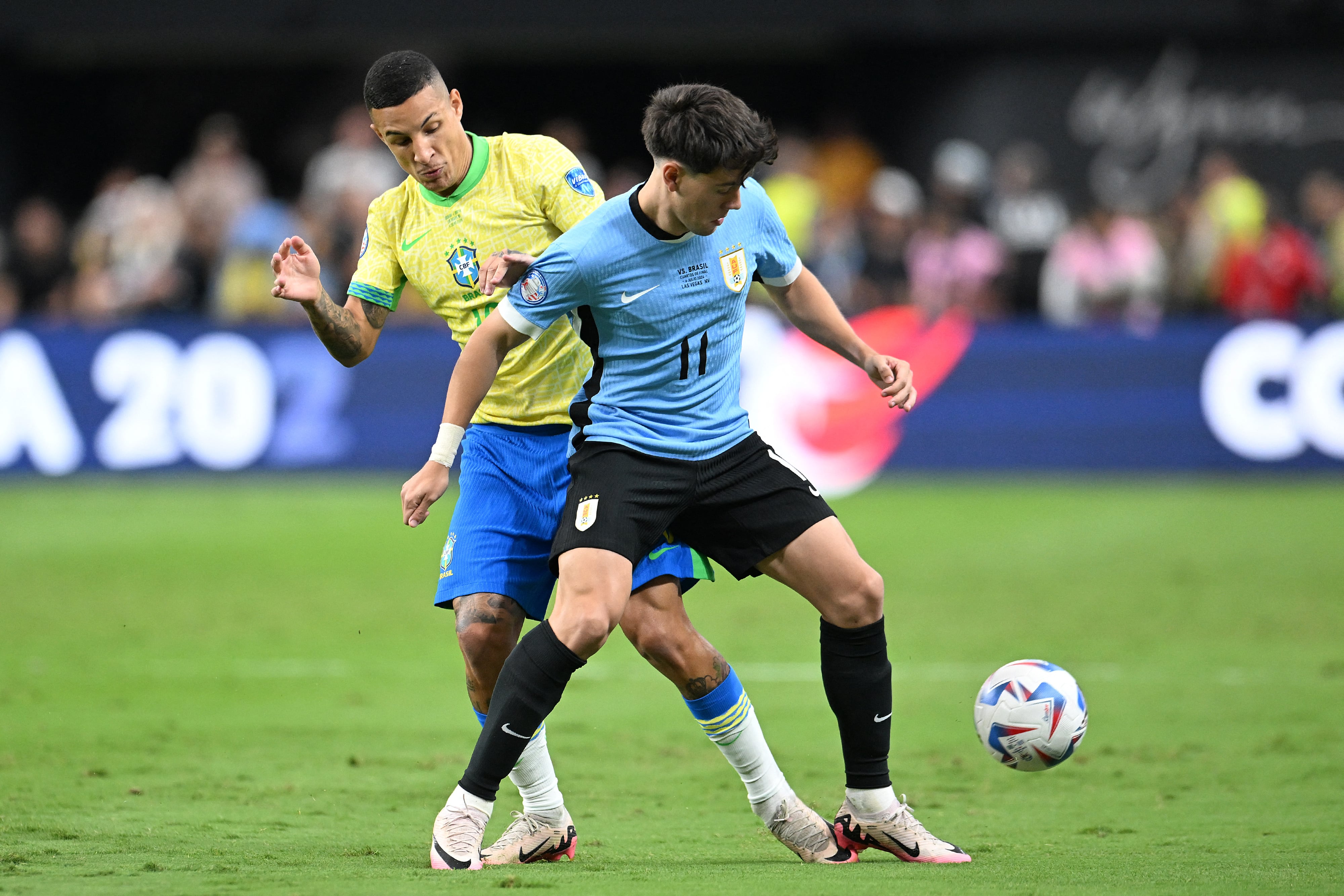Brasil frente a Uruguay por la Copa América