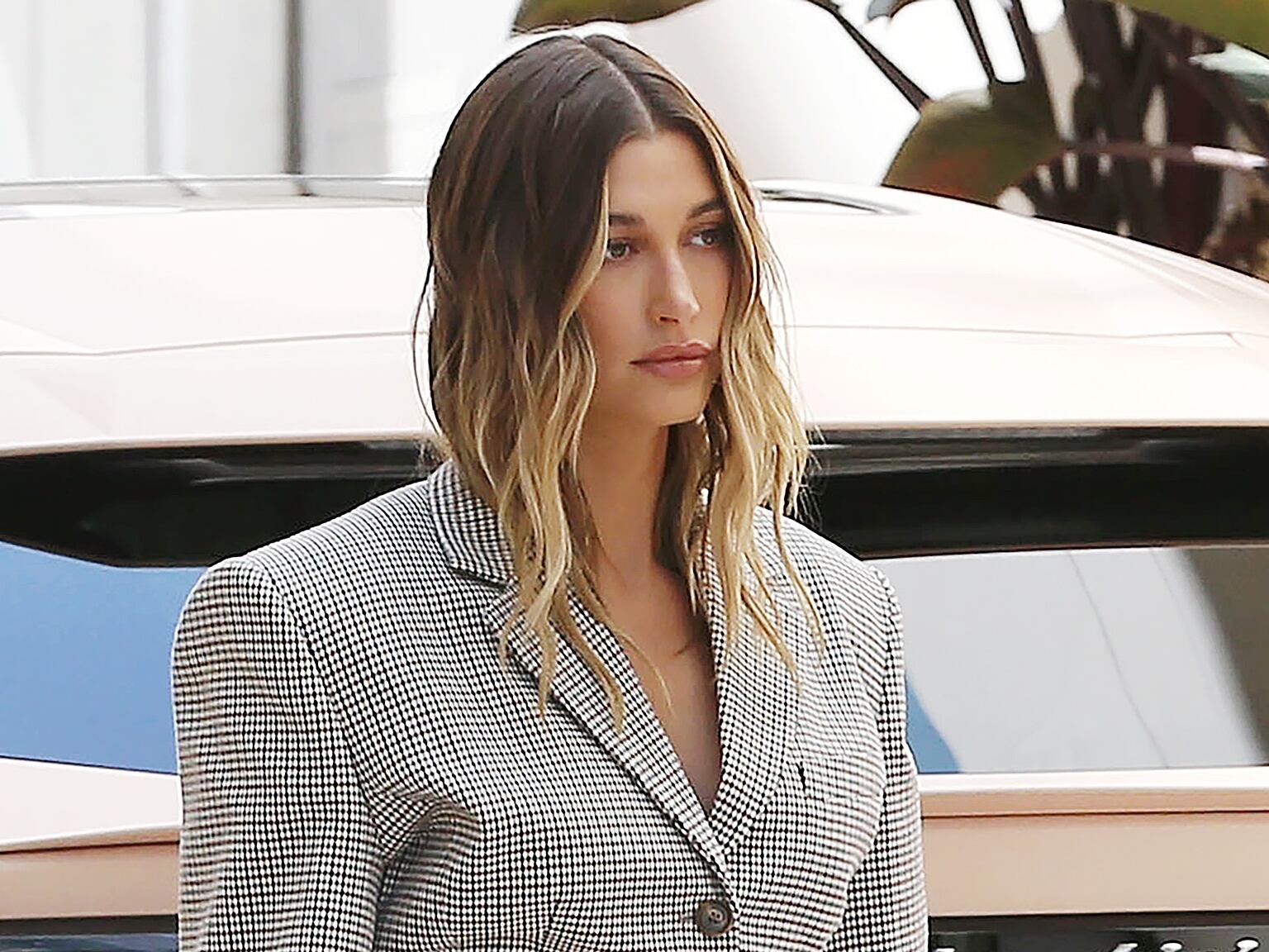 Hailey Bieber en Los Ángeles