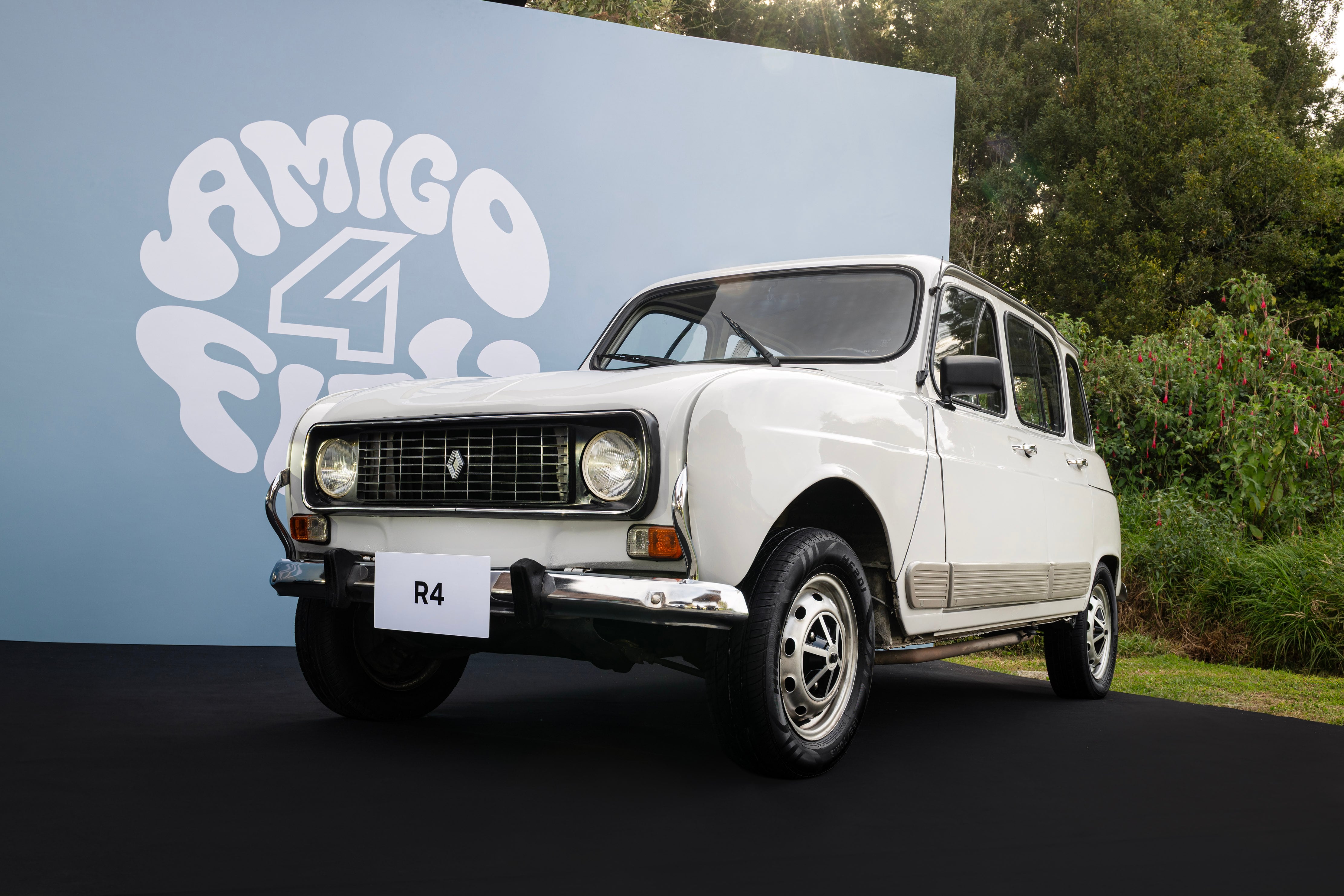 El Renault 4, protagonista de la historia automotriz colombiana, inicia una nueva etapa.
