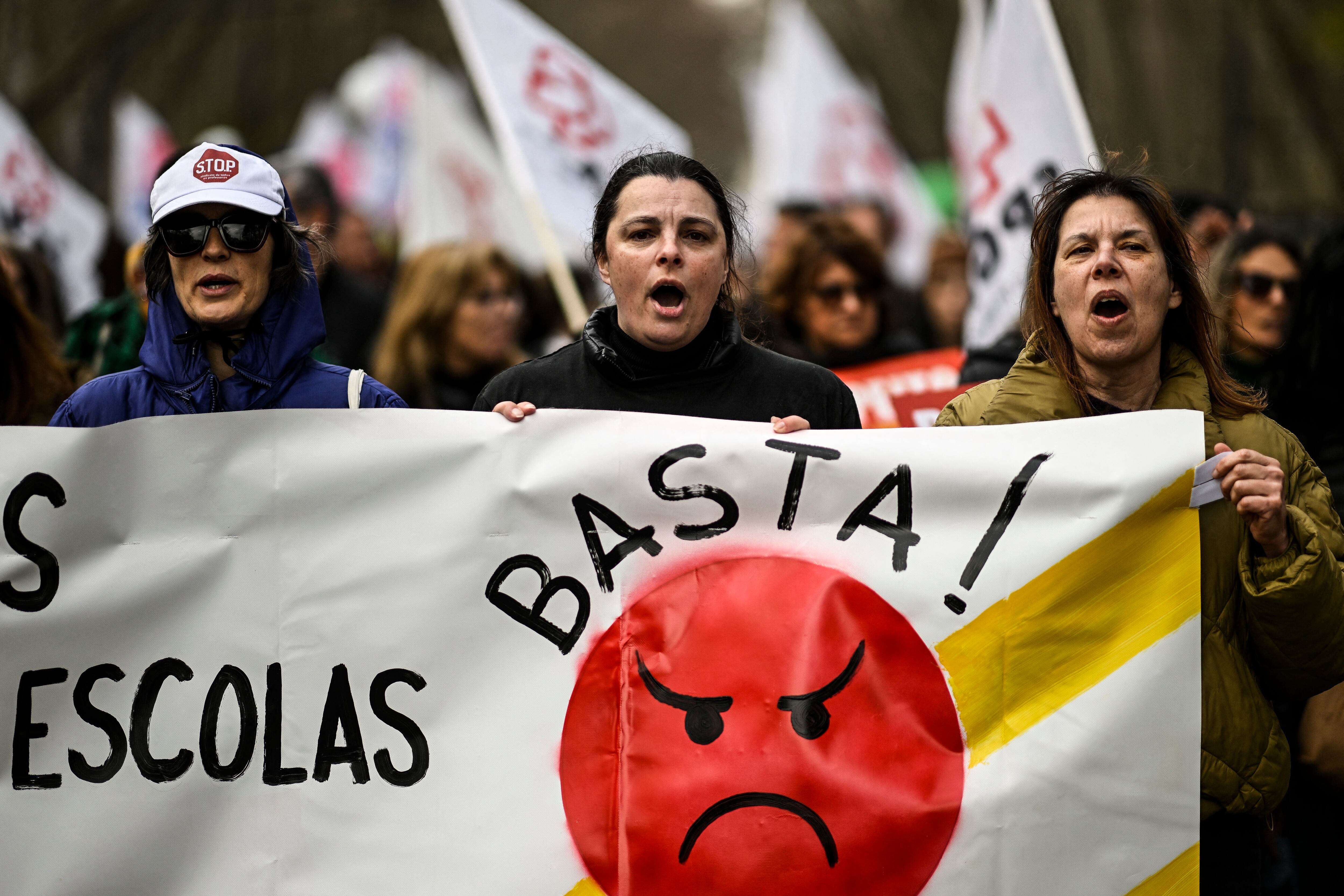 Los profesores de Portugal salieron a las calles a protestar. Foto: AFP.
