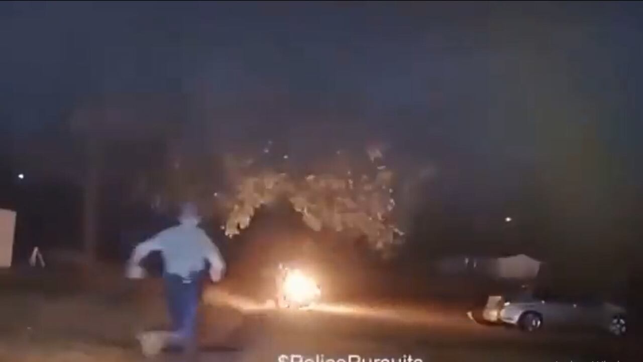 La policía detuvo el fuego rápidamente.