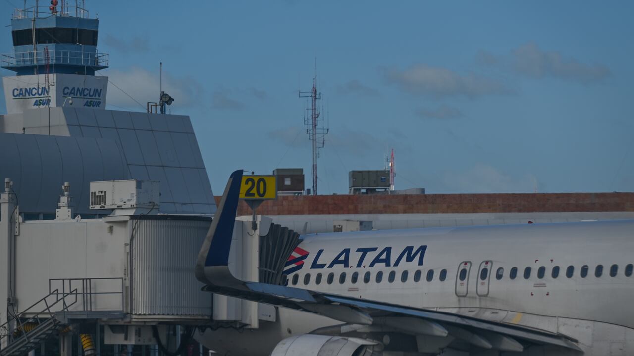 LATAM Airlines hizo el anuncio oficial donde dijo que estas rutas dejarán de operar a partir del próximo 30 de octubre.