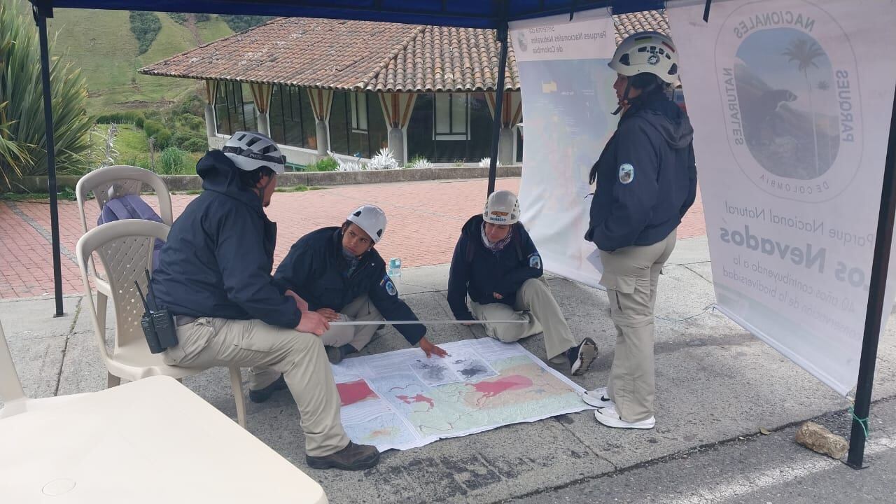 Milton le ha dedicado día y noche a la emergencia ambiental.