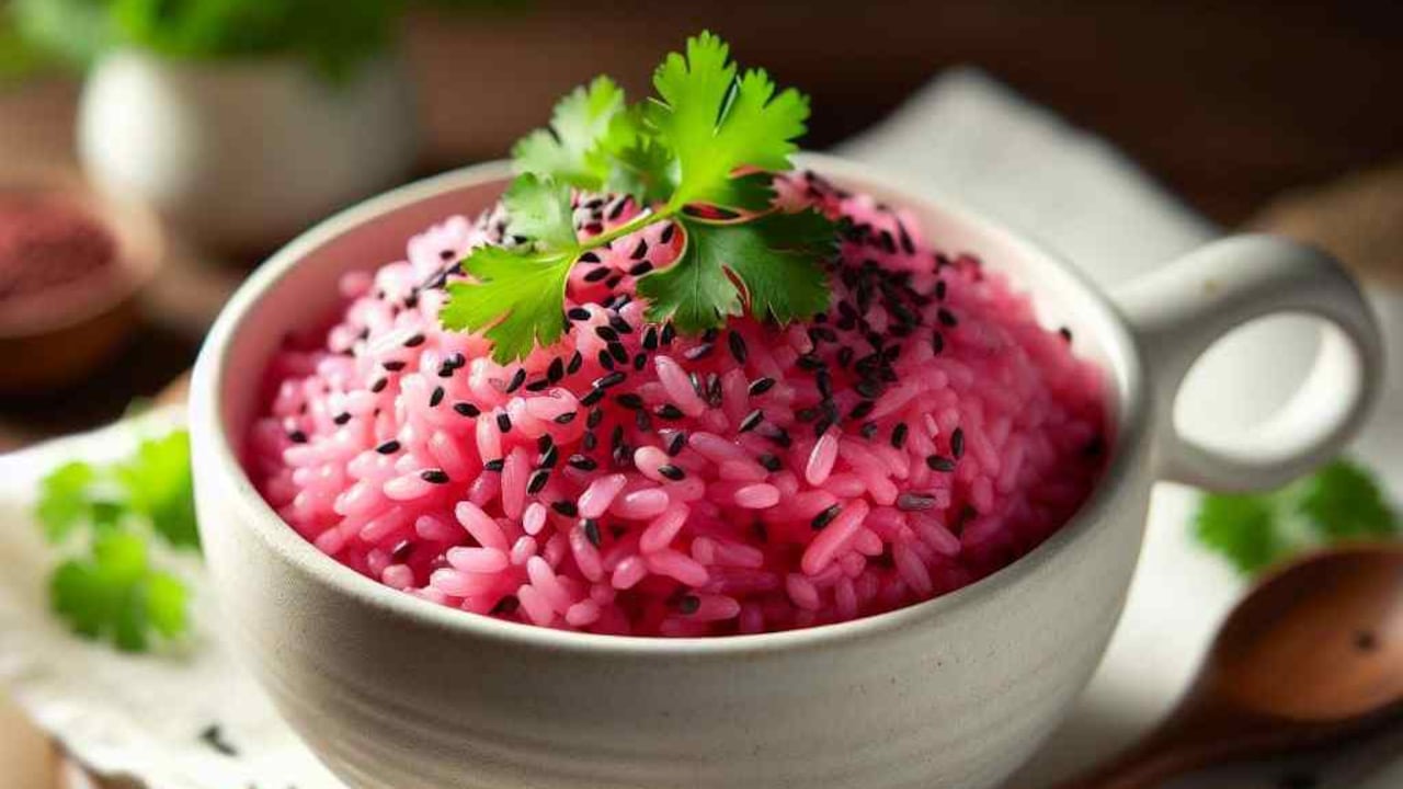 Científicos creen que su arroz rosado creado en un laboratorio será el alimento del futuro.