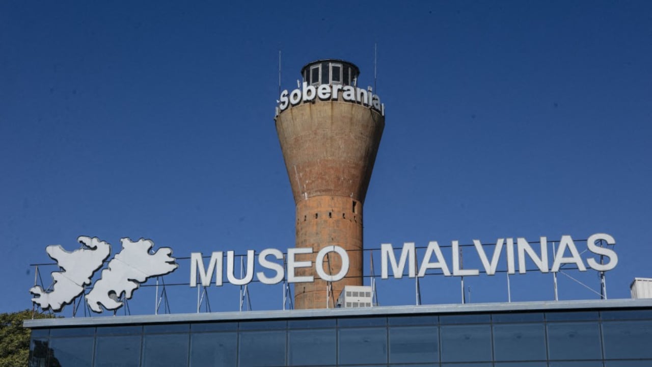 Detalle del Museo Malvinas e Islas del Atlántico Sur durante un acto para conmemorar los 40 años del inicio de la Guerra de las Malvinas, el 2 de abril de 2022, en Buenos Aires, Argentina.