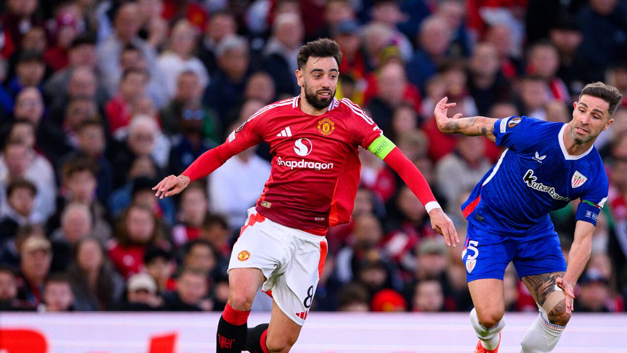 Yeray Álvarez disputando las semifinales de la Europa League contra Manchester United.