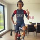 Egan Bernal volvió a la bicicleta, el pedalista ya entrena con el uniforme del INEOS.
