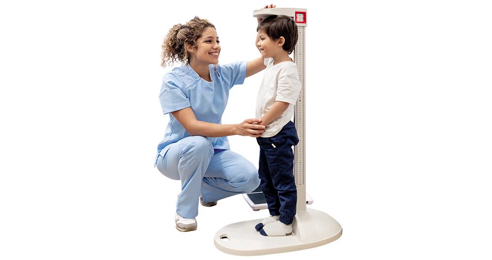 La falta de suministro del tratamiento puede tener consecuencias graves para la salud de los menores que vienen tratándose desde hace años. “Se piensa que esta hormona es solo para hacer crecer o por algo estético, para que los niños se vean altos y bonitos. Pero, la realidad es que interviene en procesos metabólicos, ayuda a cuidar la masa ósea y la masa muscular", dice un especialista.