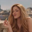 Shakira sorprendió cantando 'Devórame otra vez' para video de Sabritas.