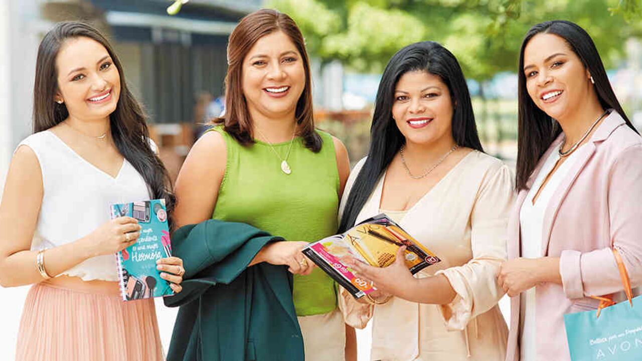 Gracias a Avon, mujeres de Colombia y el mundo encontraron independencia económica y descubrieron en la belleza un camino para emprender.