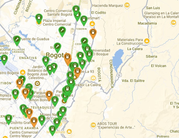 Con la aplicación PlugShare puede identificar las estaciones de carga disponibles en el país y si están activas.