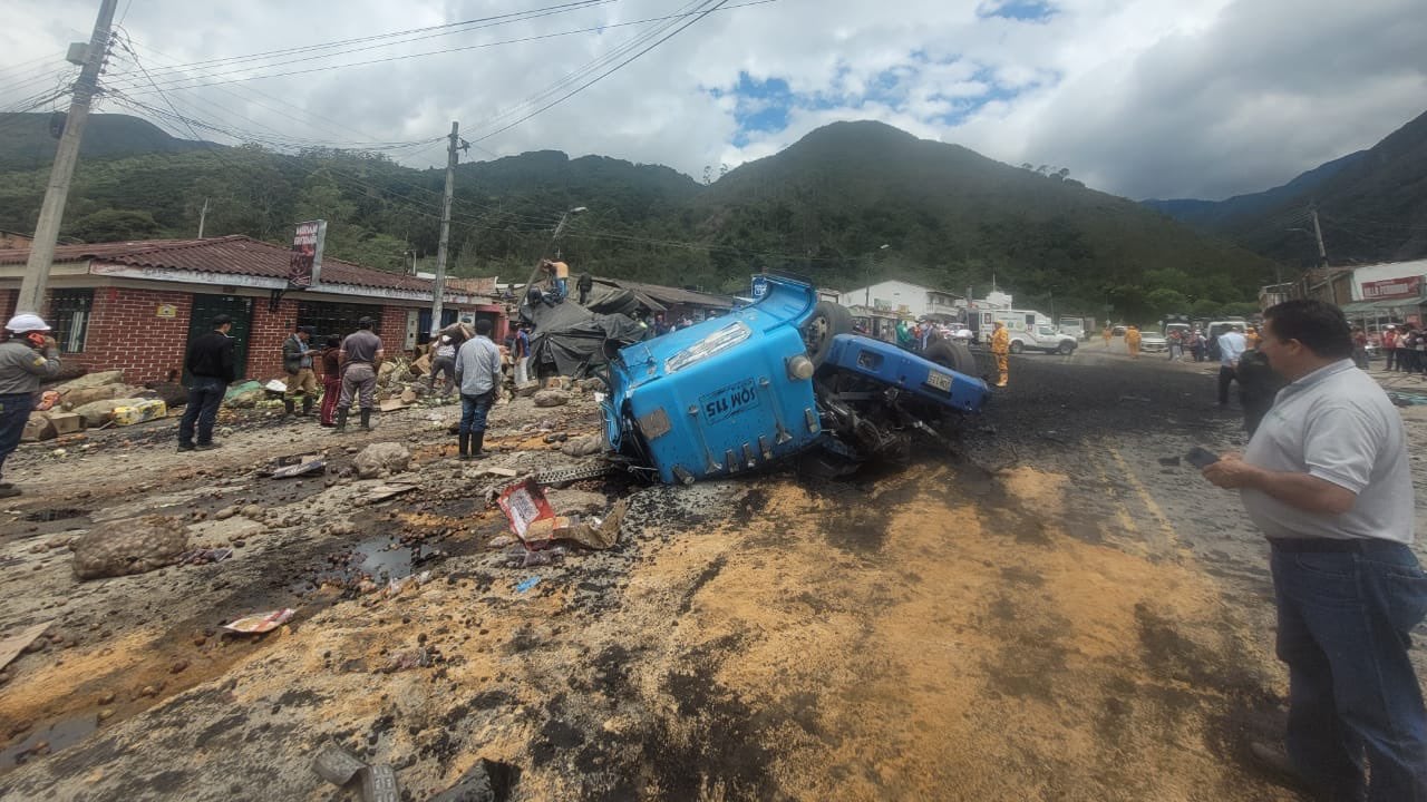 Grave accidente en el sector de Arcabuco en la vía que de Tunja conduce a Bucaramanga.