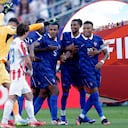 Amarilla a Michael Olise es el motivo de discusión. FIFA tiene la última palabra