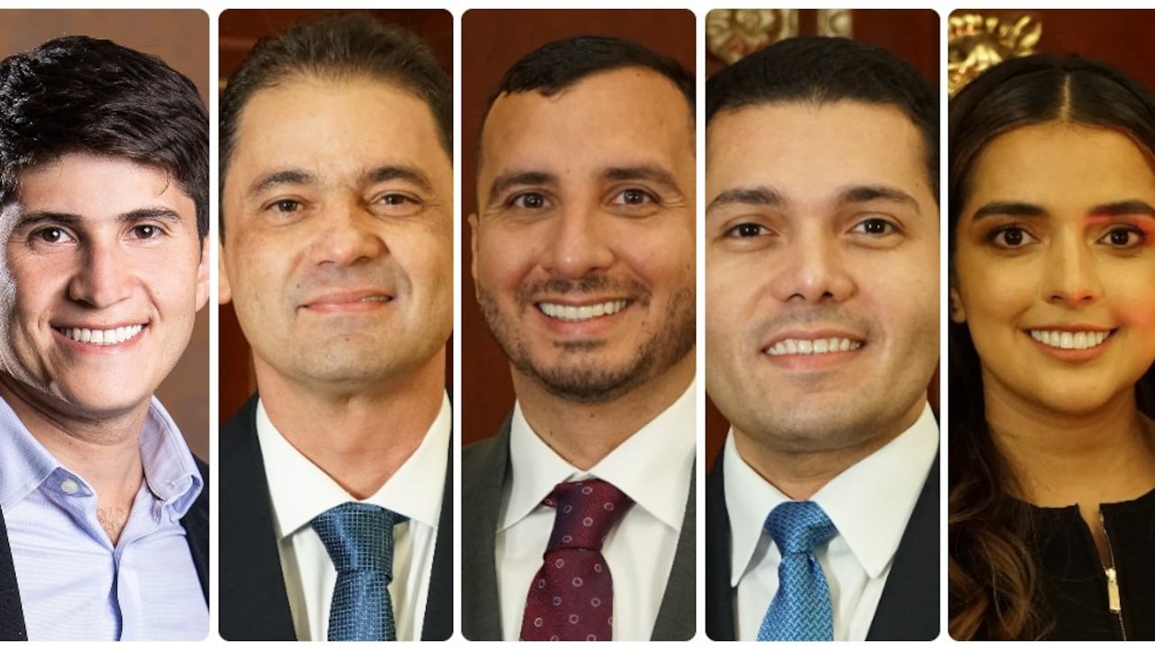 Los congresistas conservadores que se reunieron con el presidente Gustavo Petro.