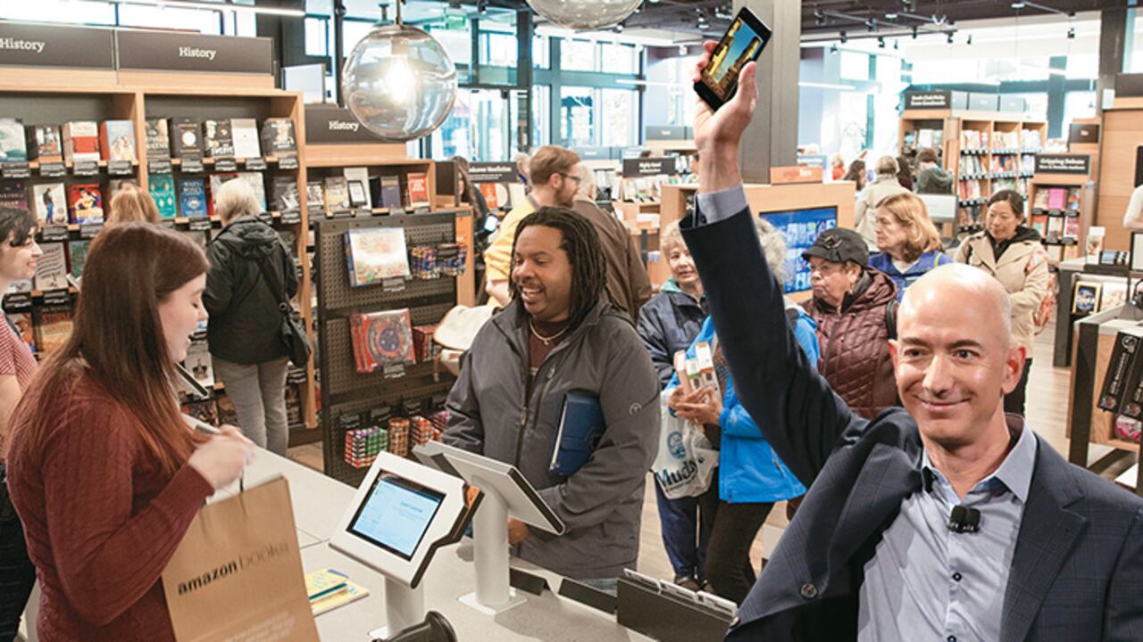 El éxito de Jeff Bezos parece a toda prueba. Su patrimonio alcanzó ya los 58.200 millones de dólares, el cuarto más grande del mundo, gracias a la revalorización de las acciones de Amazon.