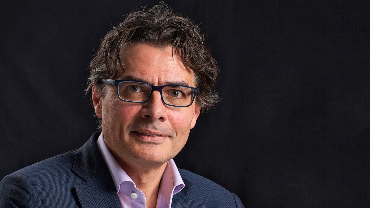 Alejandro Gaviria
Ahora precandidato presidencial de Centro Esperanza
Fecha: 18 de diciembre de 2019
Foto: Pilar Mejia
Revista Arcadia