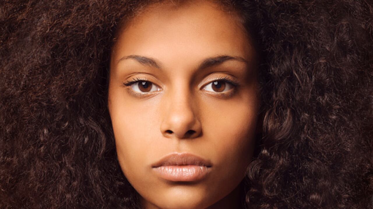 Por medio del color de ojos puede conocer la personalidad de las personas.