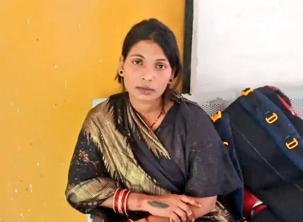 La mujer fue detenida por la policía después de 7 meses de estafa