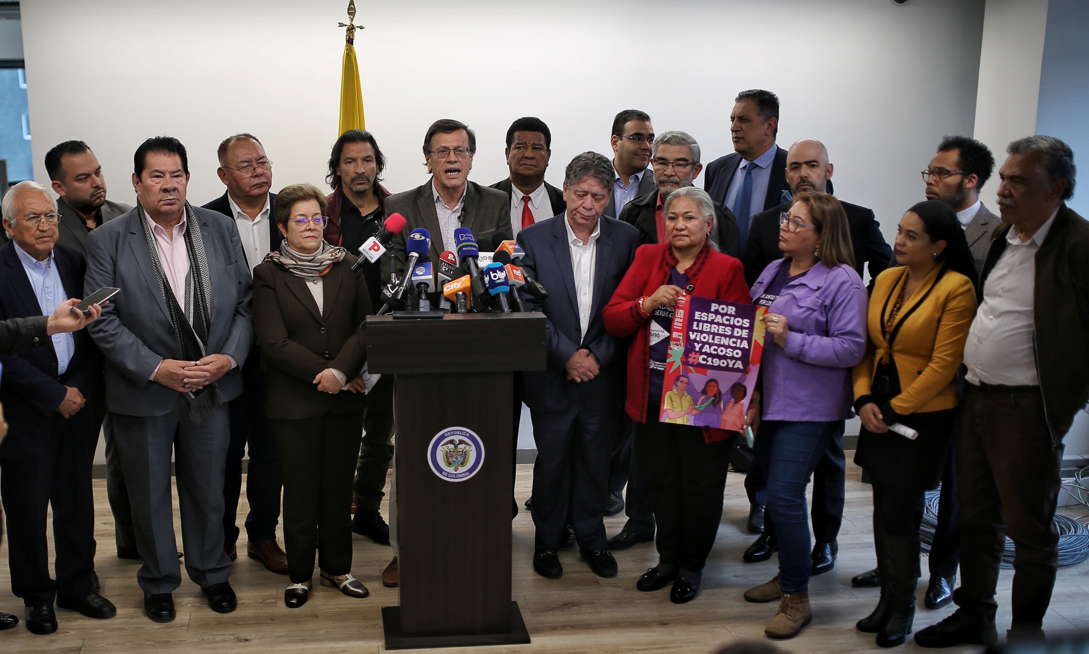 Mesa de dialogo para el incremento del salario mínimo