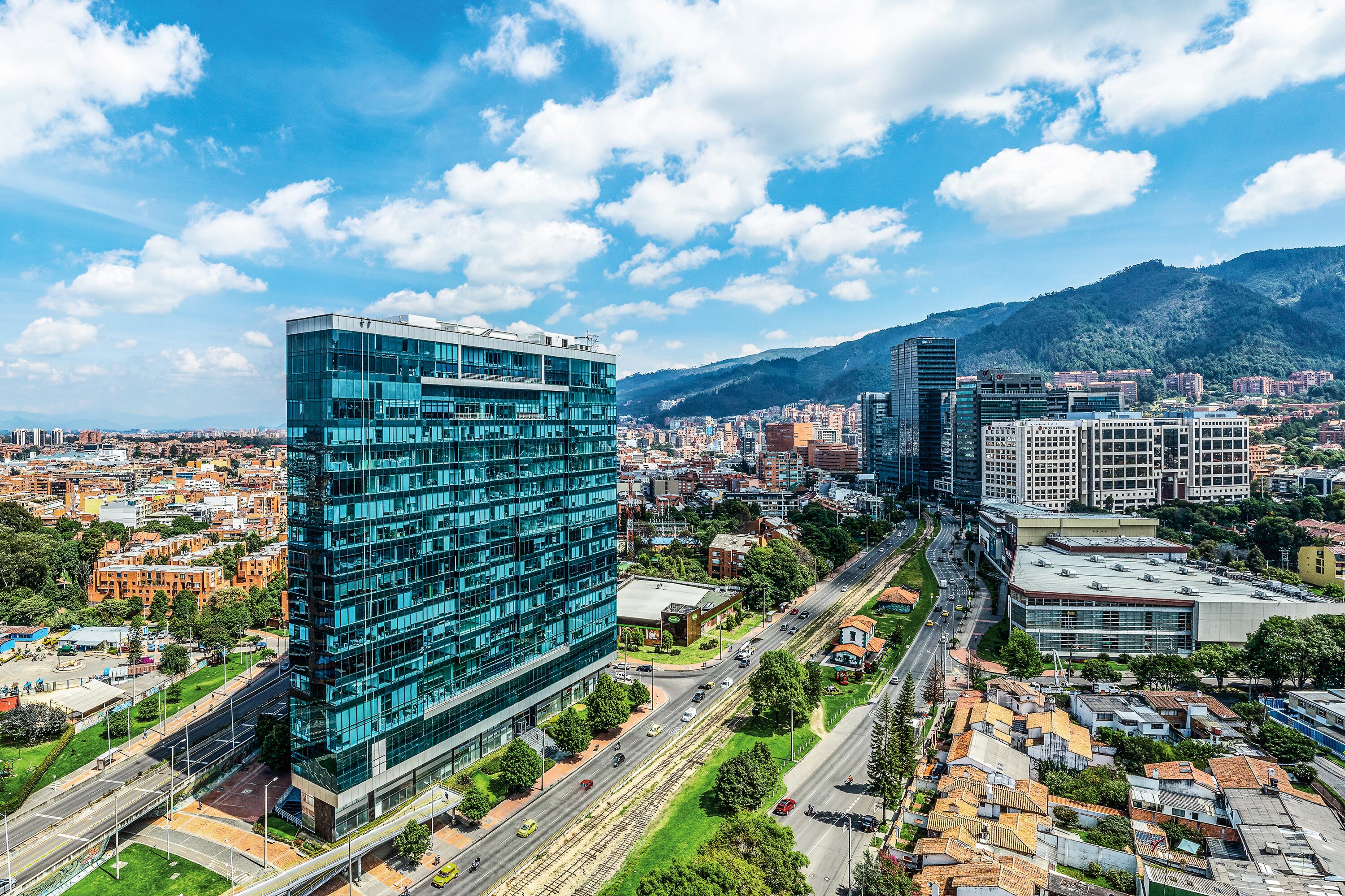 Pei cuenta con más de 150 activos, entre parques logísticos, centros comerciales, y oficinas corporativas, en todo el país.