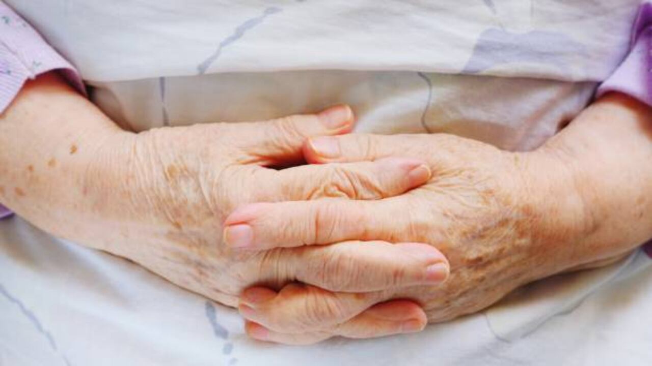 La mujer tiene 78 años y hace cuatro meses no tiene casa.