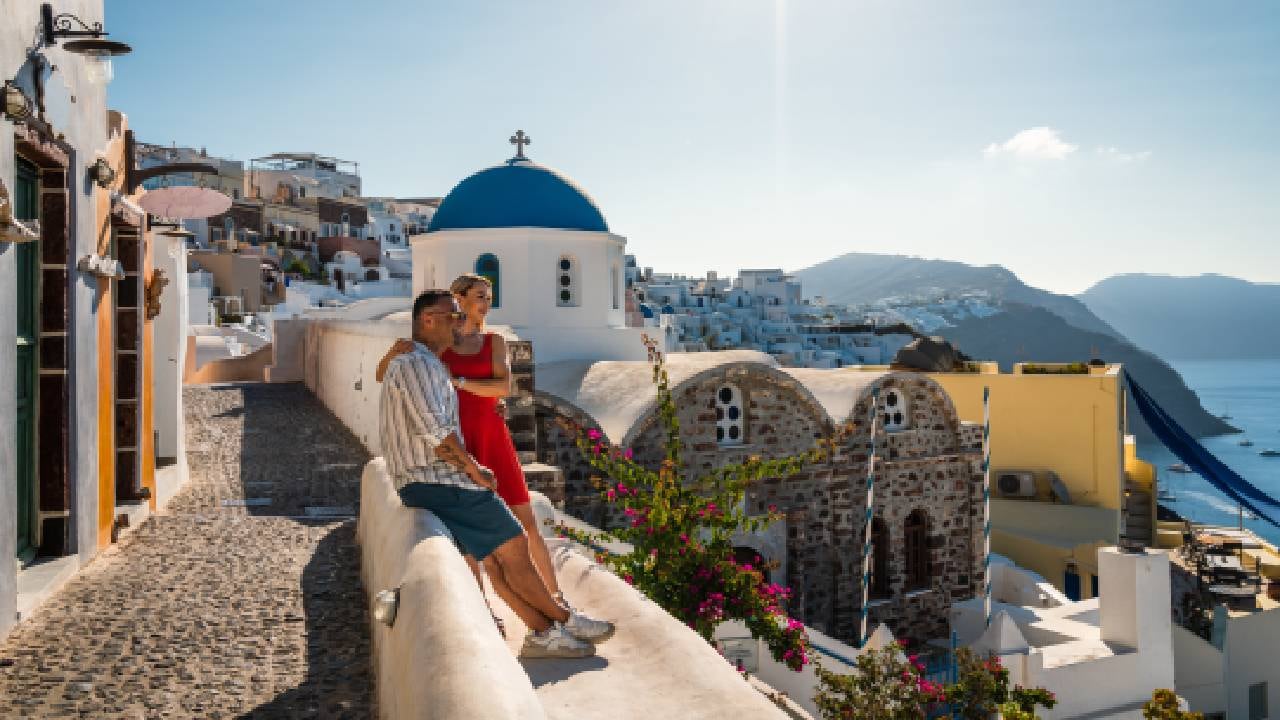 En Europa, varias ciudades ofrecen múltiples beneficios a quienes se muden (imagen referencia de Grecia).