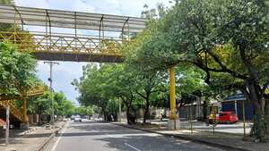 Nicolle Patiño, de 15 años, murió tras lanzarse de un puente peatonal en Cúcuta