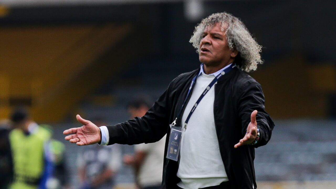 Ni Alberto Gamero está seguro en su puesto, según la versión de Londoño