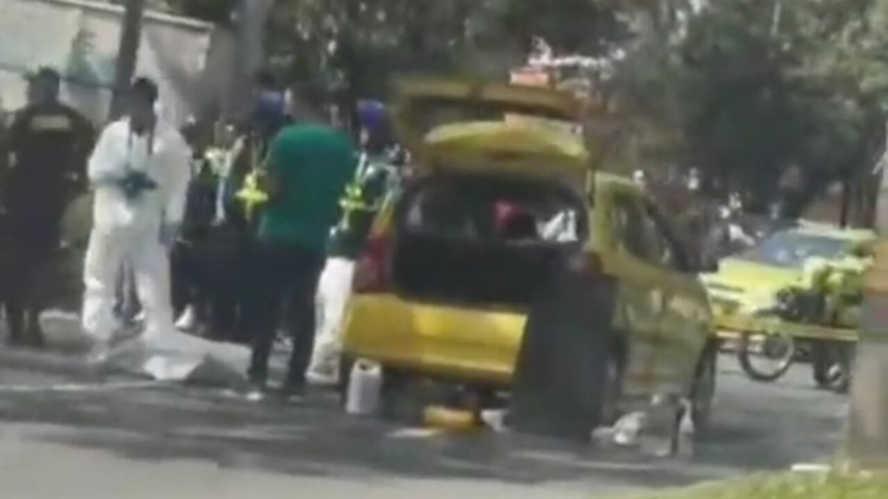 Pasajero fue asesinado, cuando iba en un taxi en Medellín.