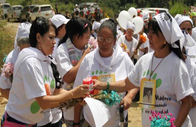 La Sala de Justicia y Paz del Tribunal Superior de Medellín logró dar fe de 313 desaparecidos del Bloque Cacique Nutibara. De ellos, 44 pudieron haber sido enterrados en sitios cercanos a la primera excavación. Foto:Pablo Andrés Monsalve