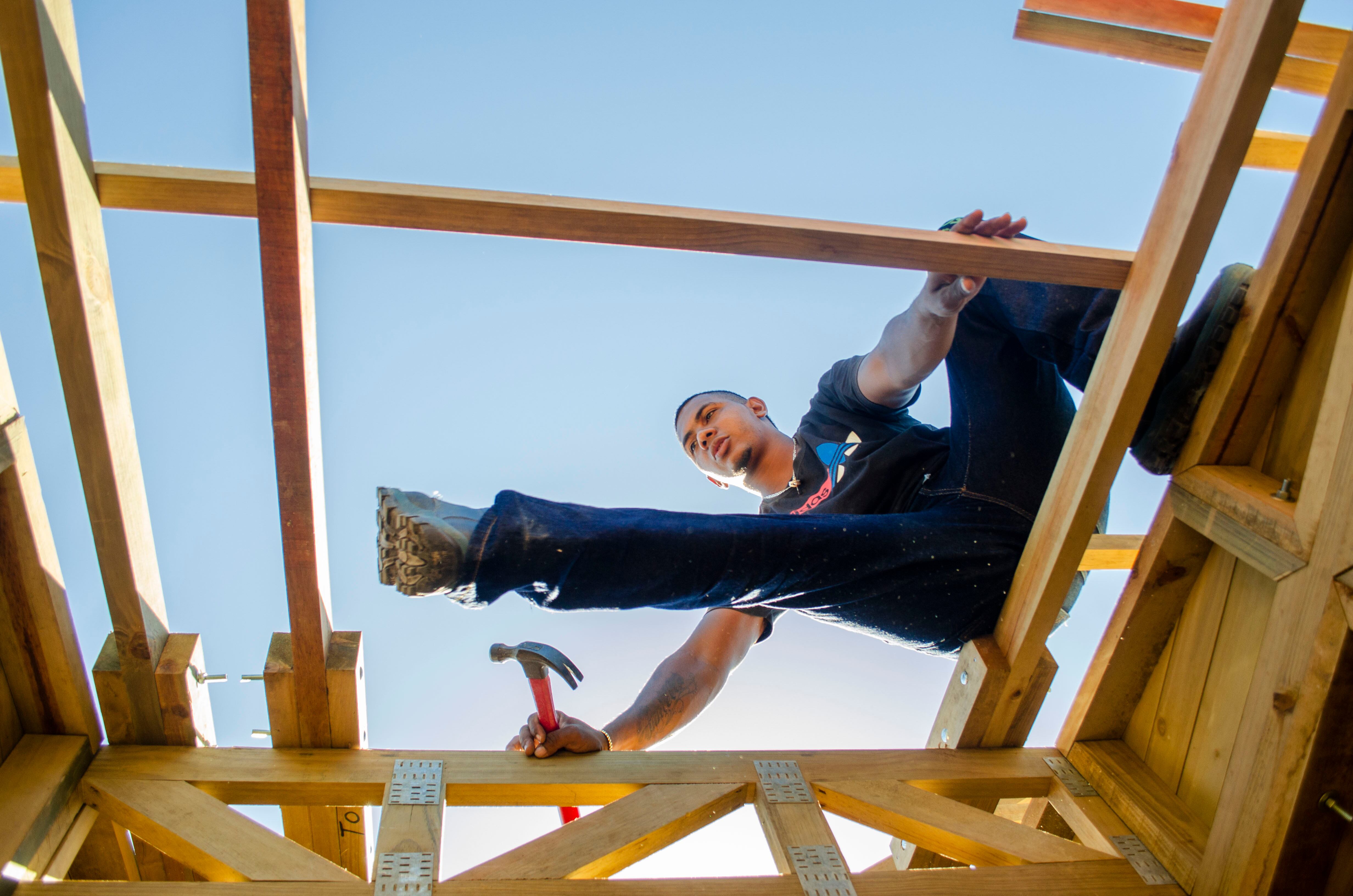 Cuáles son las razones de que en Estados Unidos se construyan las casas con madera
