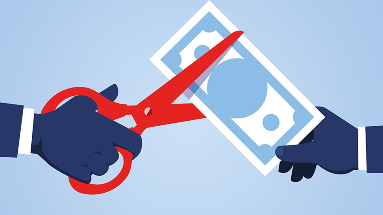 El Gobierno le apunta a recortar 'gabelas' tributarias de diversos impuestos, entre estos el IVA y la renta de personas naturales y jurídicas.