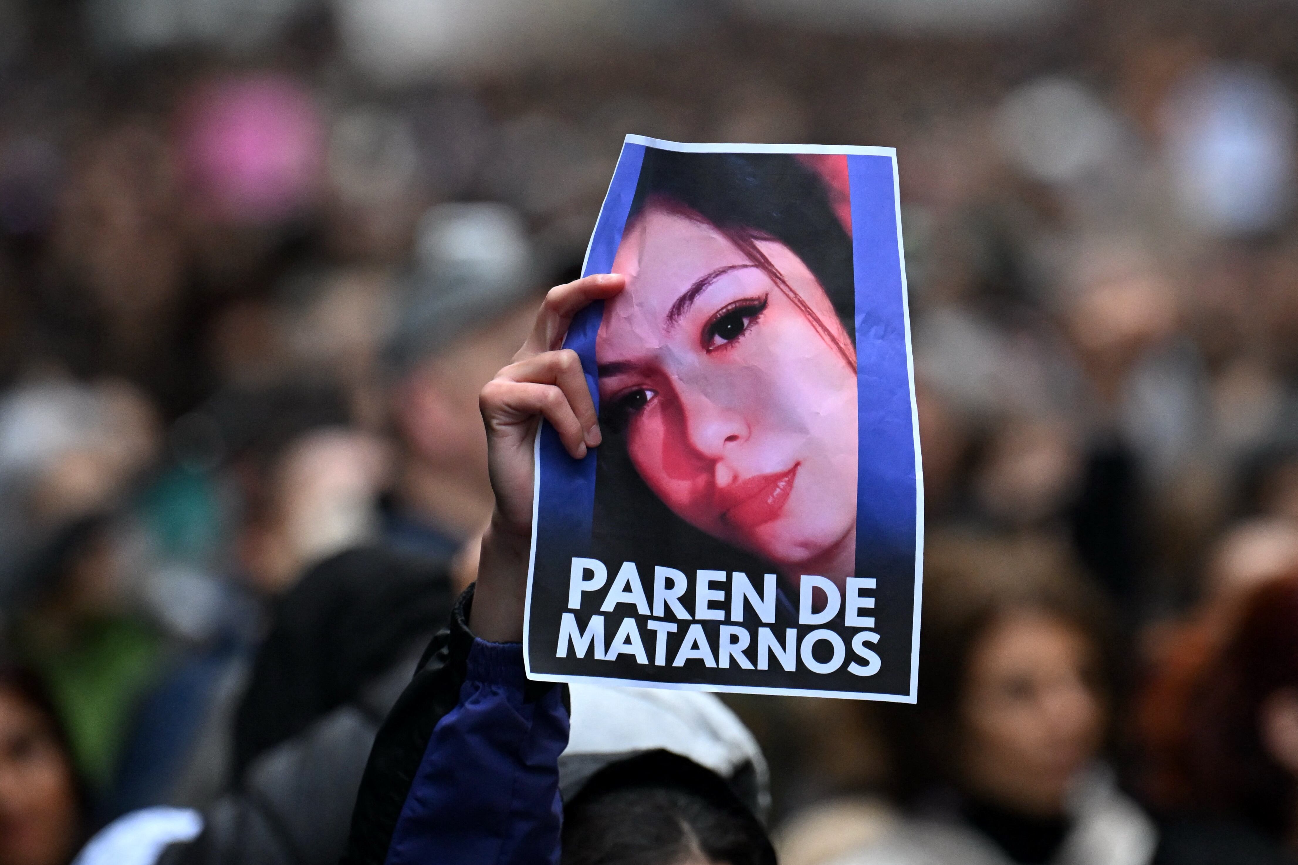 Protestas por las tres mujeres asesinadas