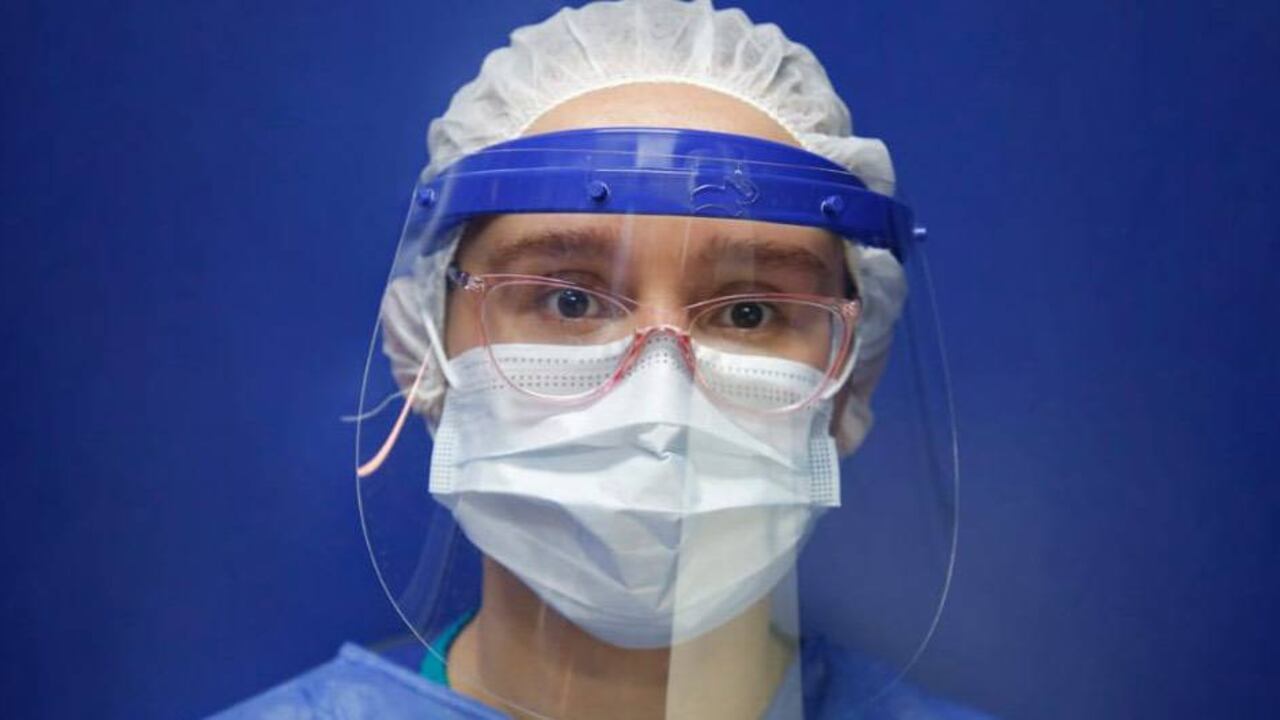 Del lunes 25 al martes 26 de mayo, hubo 36 nuevos casos de los integrantes de la primera línea contra la pandemia, pero ningún nuevo fallecido.