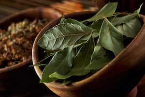 Sus propiedades buenas para la salud pueden verse opacadas por los riesgos de consumirla inadecuadamente.