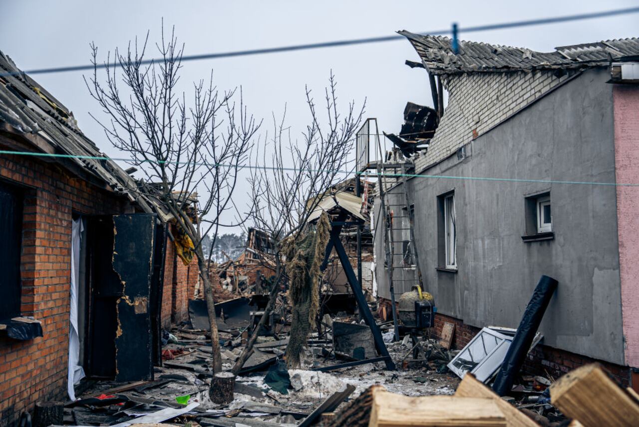 Destrucciones en residencias de Ucrania luego de ataques con drones provenientes de Rusia.