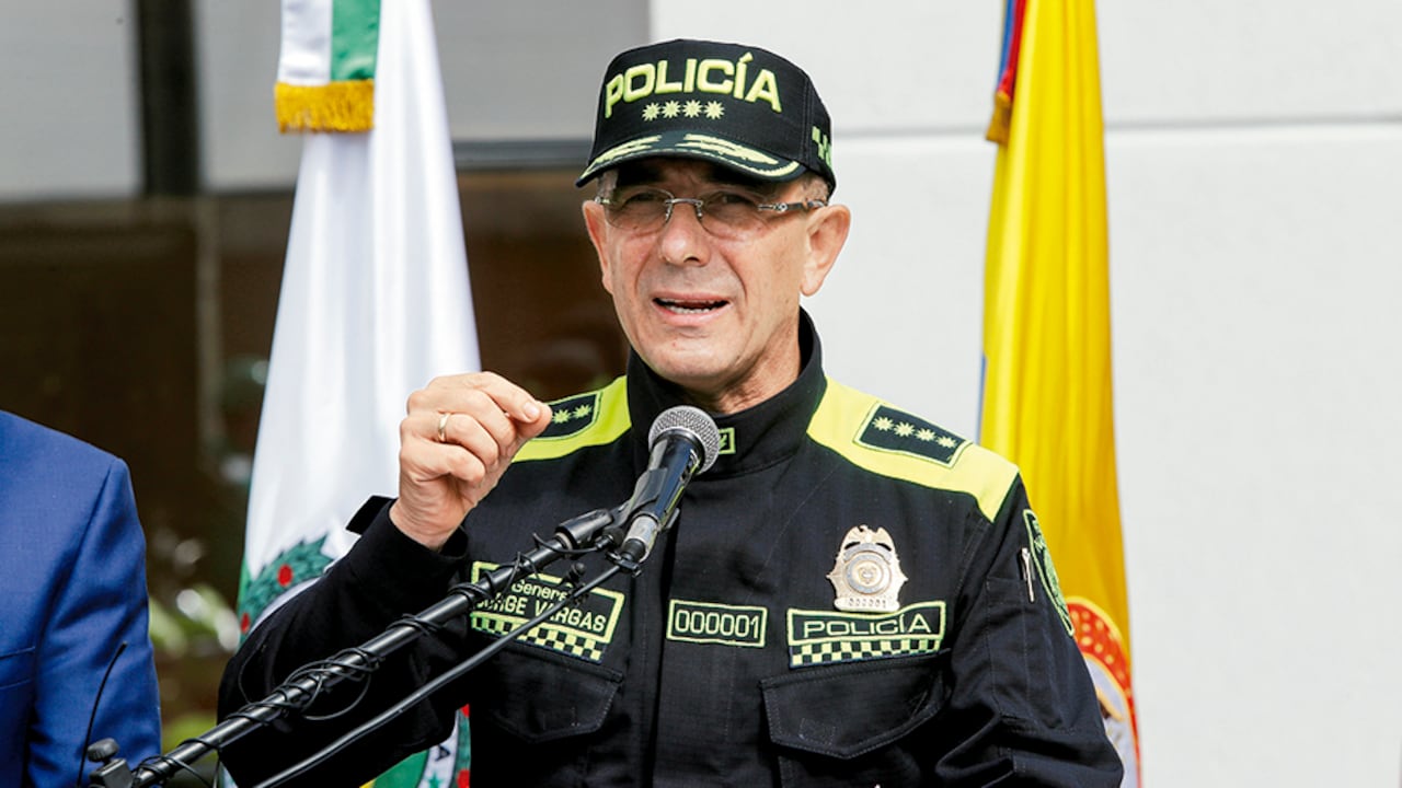 El director de la Policía, general Jorge Luis Vargas, advirtió que en las operaciones contra el ELN hallaron pruebas de su intento por desestabilizar el orden público urbano.