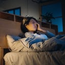 ¿Por qué aparecen los dolores de cabeza en las noches?