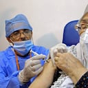 ¡Atención! por muerte de una vacunada, Austria suspende lote de la vacuna de AstraZeneca