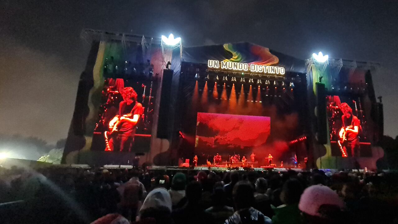 En el Estéreo Picnic 2024, el jueves 22 configuró una apertura tan rockera como memorable. King Gizzard and the Lizard Wizard fue una fuerza que arrolló sin pedir permiso.