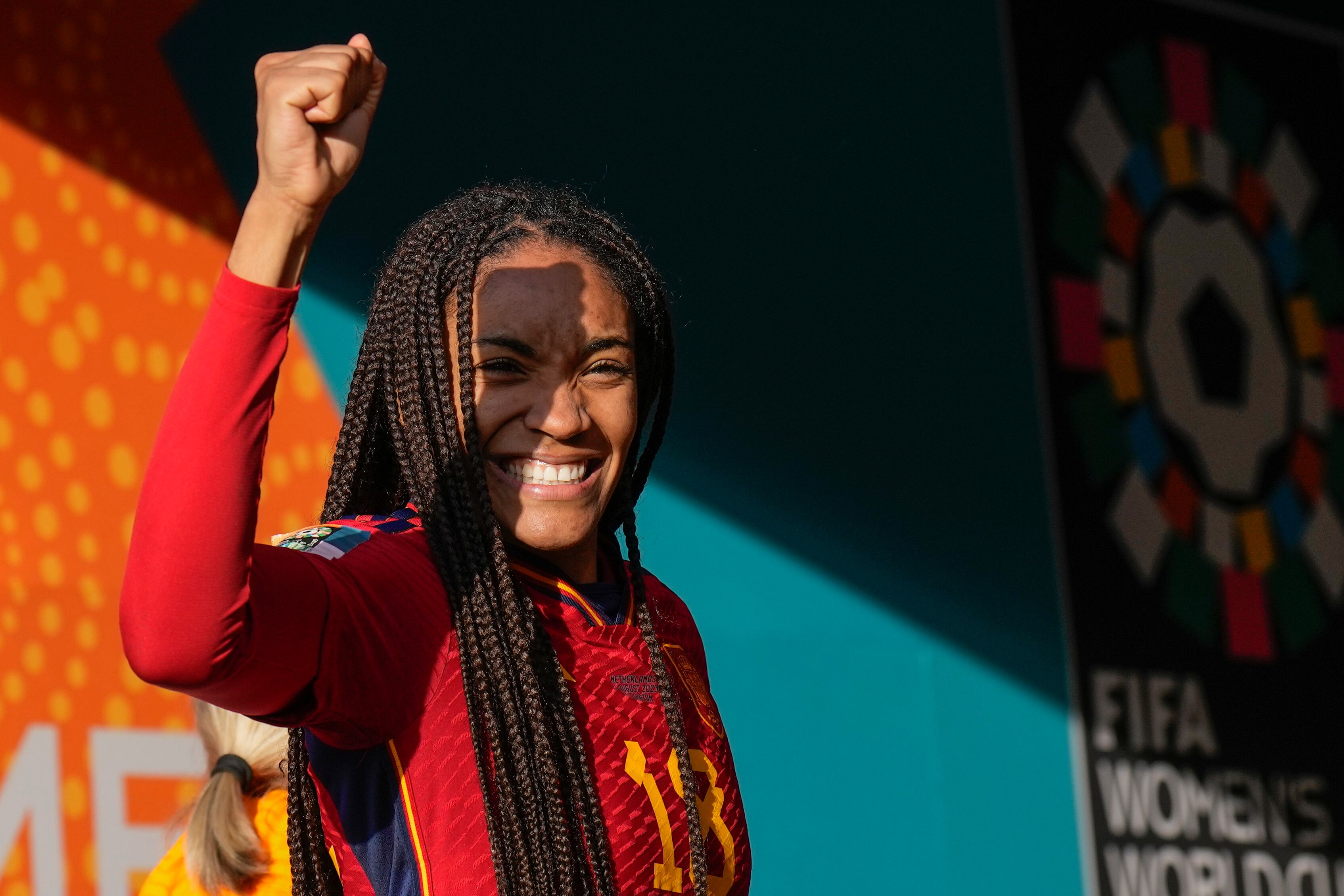 Salma Paralluelo, heroína de la tarde para España.