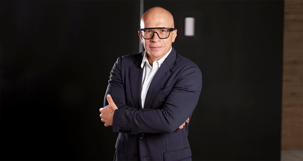 Jorge Bayter, nacido en El Banco, Magdalena, es médico intensivista. 