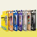 Los cuelga gafas son los artículos más reconocidos de Sajú.