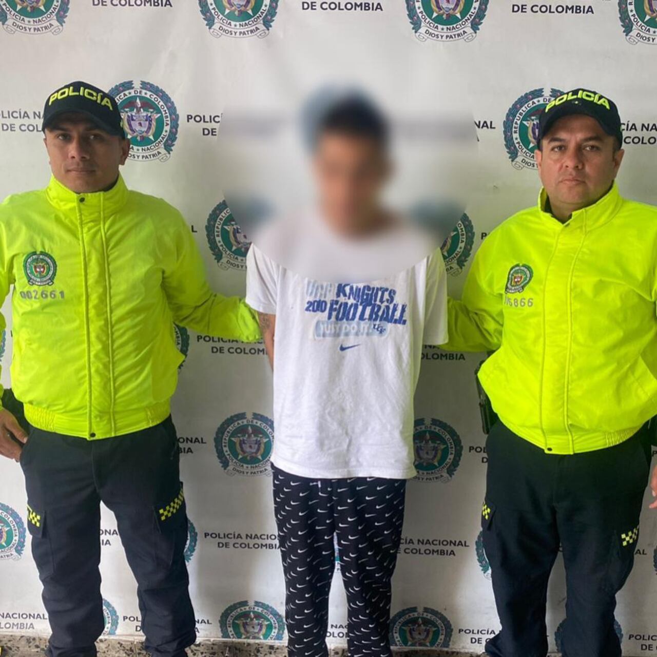 La Policía de Bogotá presentó el cartel de los más buscados en la capital por casos de violencia intrafamiliar.