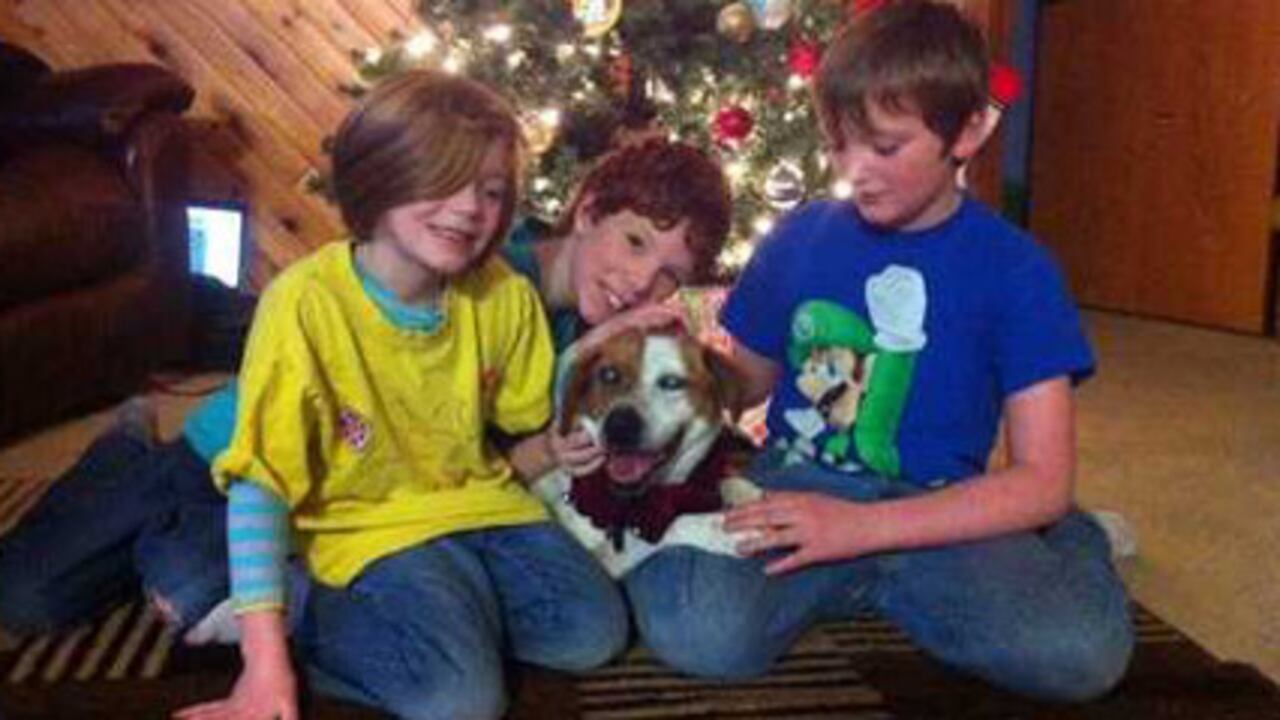 'Abby' junto a su familia.